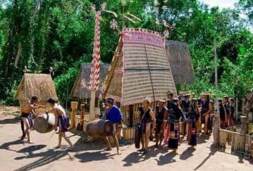 THE GRAVE LEAVING FESTIVAL IN DAKLAK1